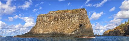 Cathedral Rock - Norfolk Island - NSW (PBH4 00 12373)